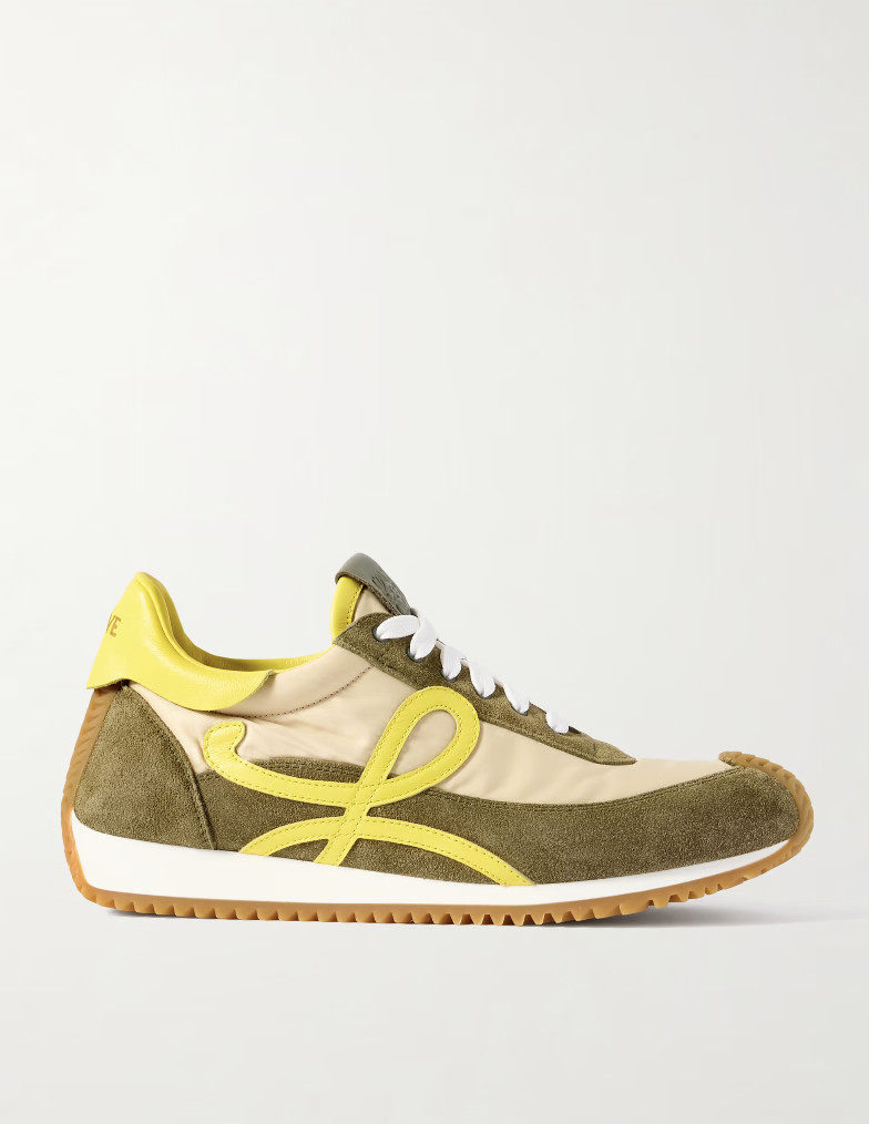 трендовые кроссовки осень 2025